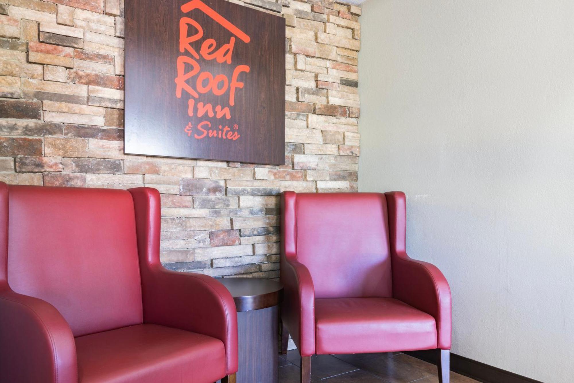 Red Roof Inn & Suites Statesboro - University Hotel 3*