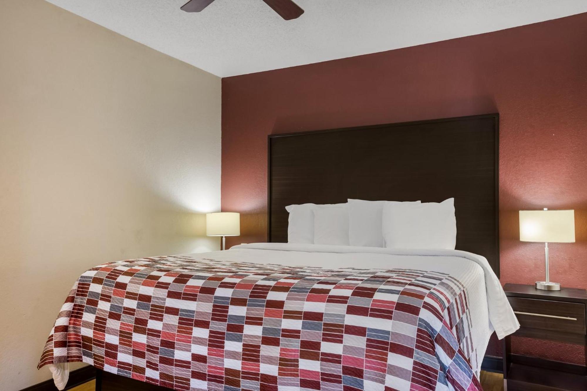 Red Roof Inn & Suites Statesboro - University Hotel 3*