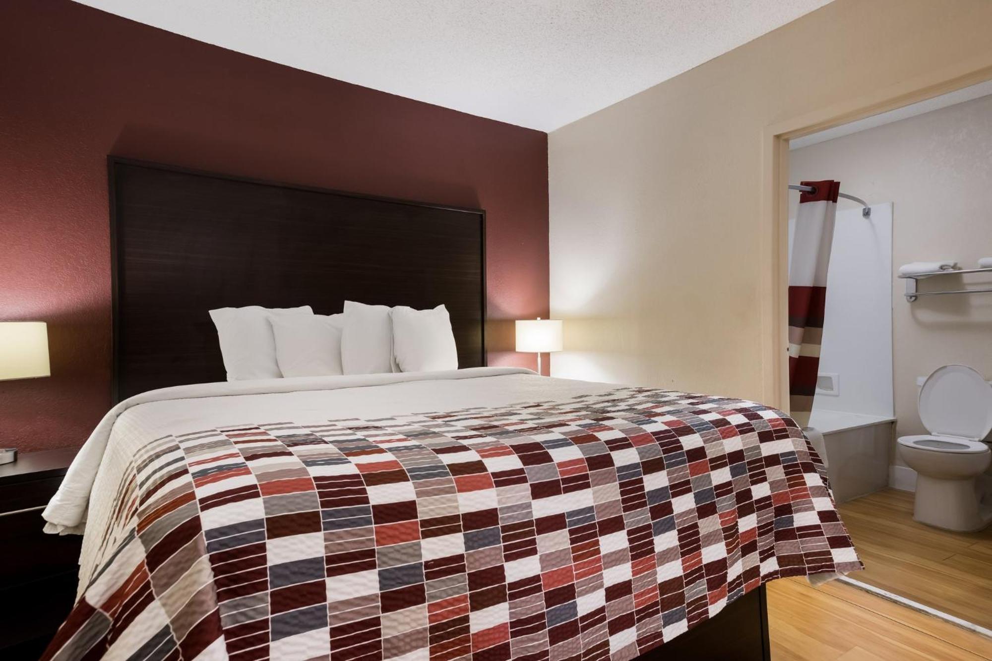 Red Roof Inn & Suites Statesboro - University Statesboro
